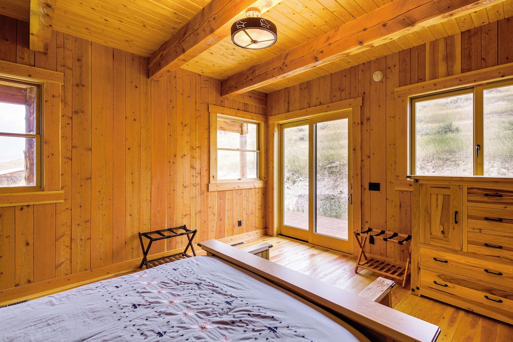 Nordic Style Lodge w/ Deck on 80 Acres in Arlee view 2