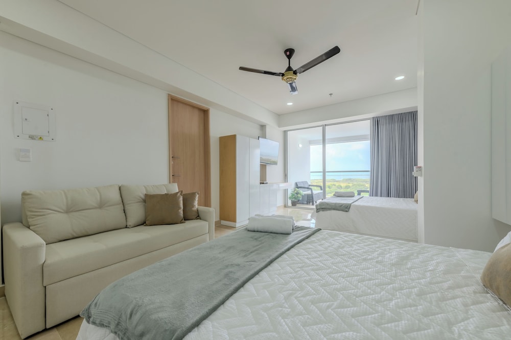 Cartagena Beach Resort 1133