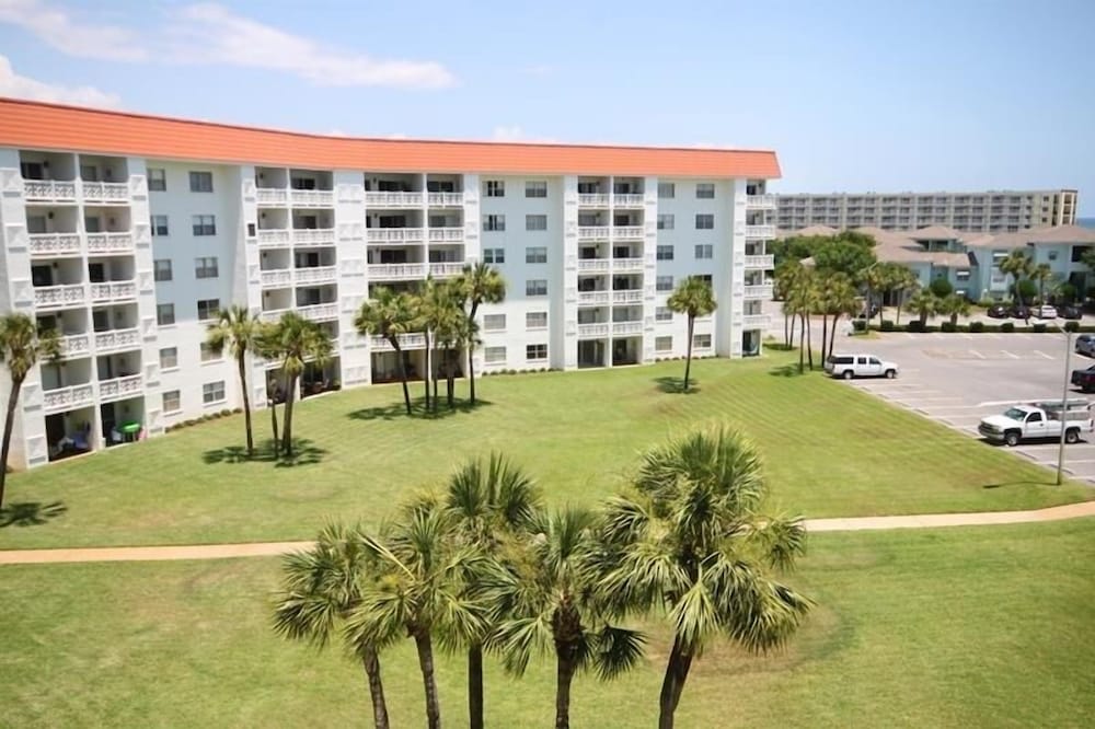 255 El Matador 1 Bedroom Condo