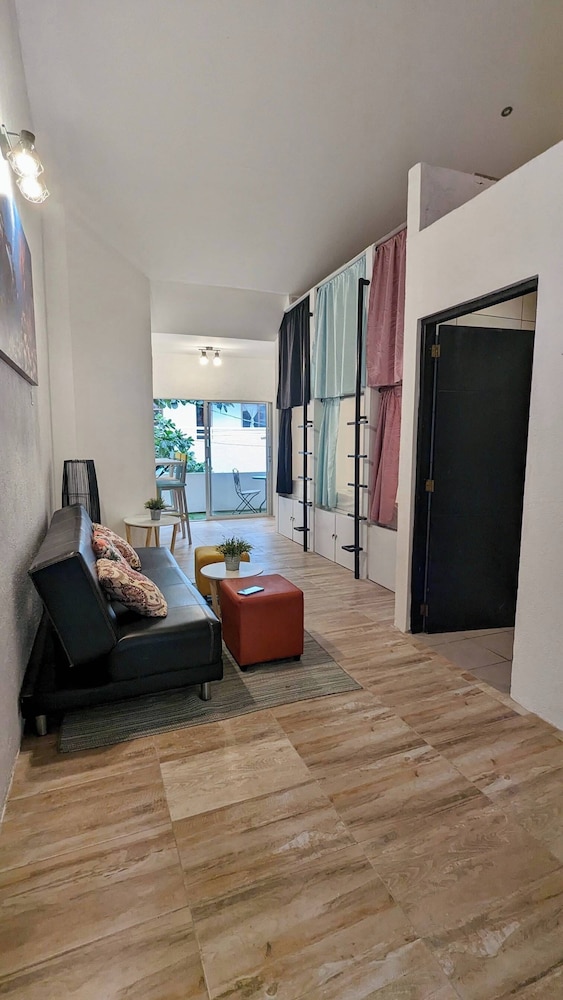 Ocean Lovers Taganga Dive Center& Hostel