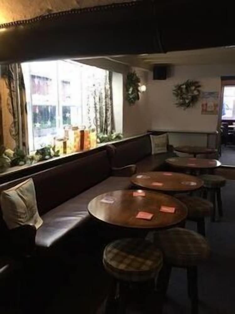 The Bluebell Inn and Lodge