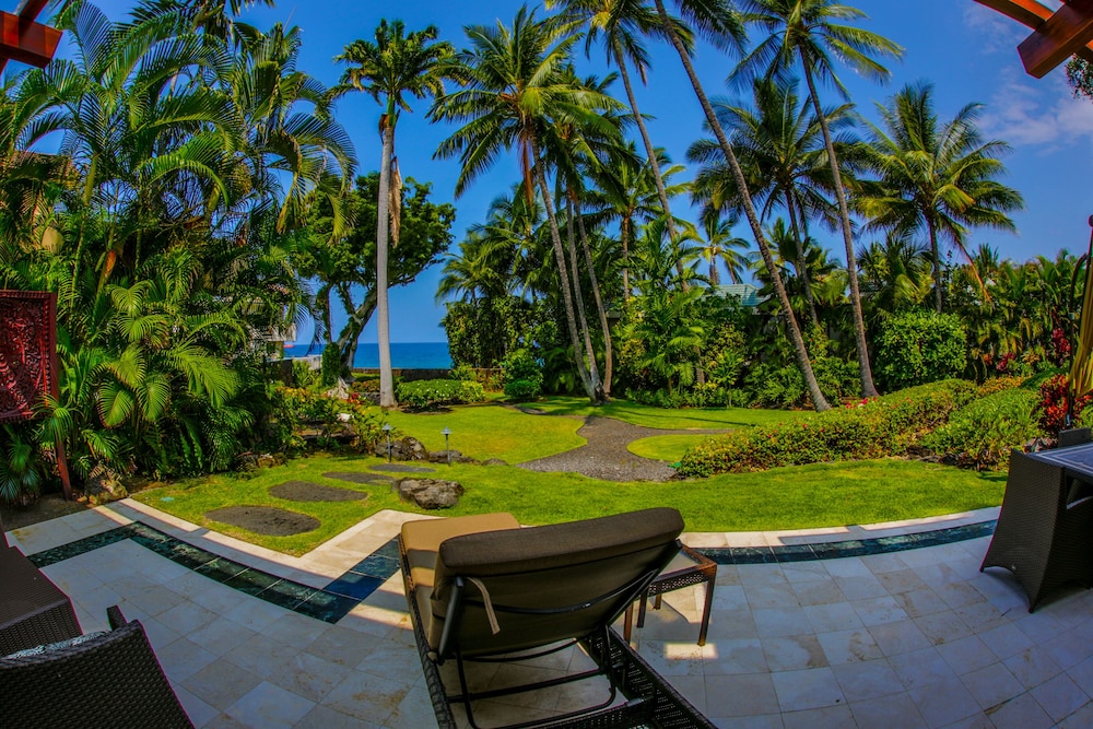 Alii Point #15 - Almost Oceanfront 3 Bedroom Home by RedAwning