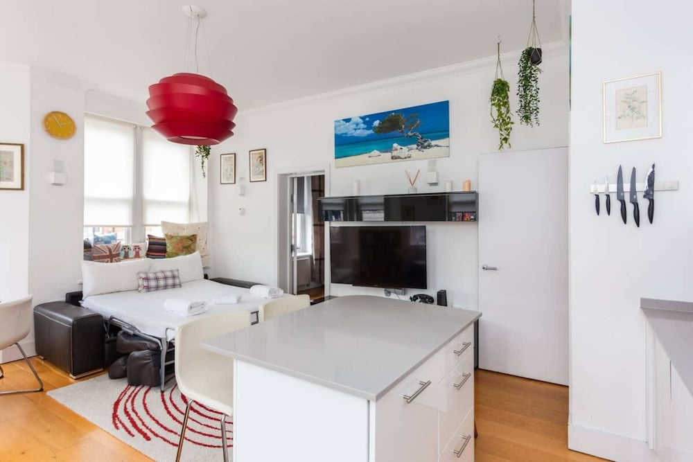 Homely 1 Bedroom Apartment in the Heart of Vibrant Camden