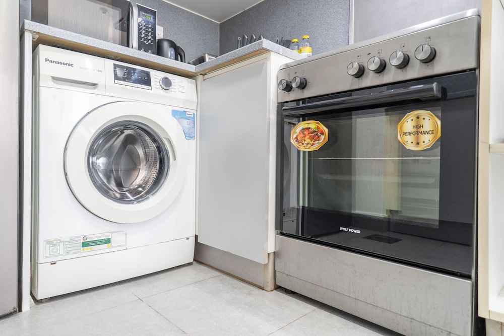 Stylish Studio Apartment in Tecom s Prime Location