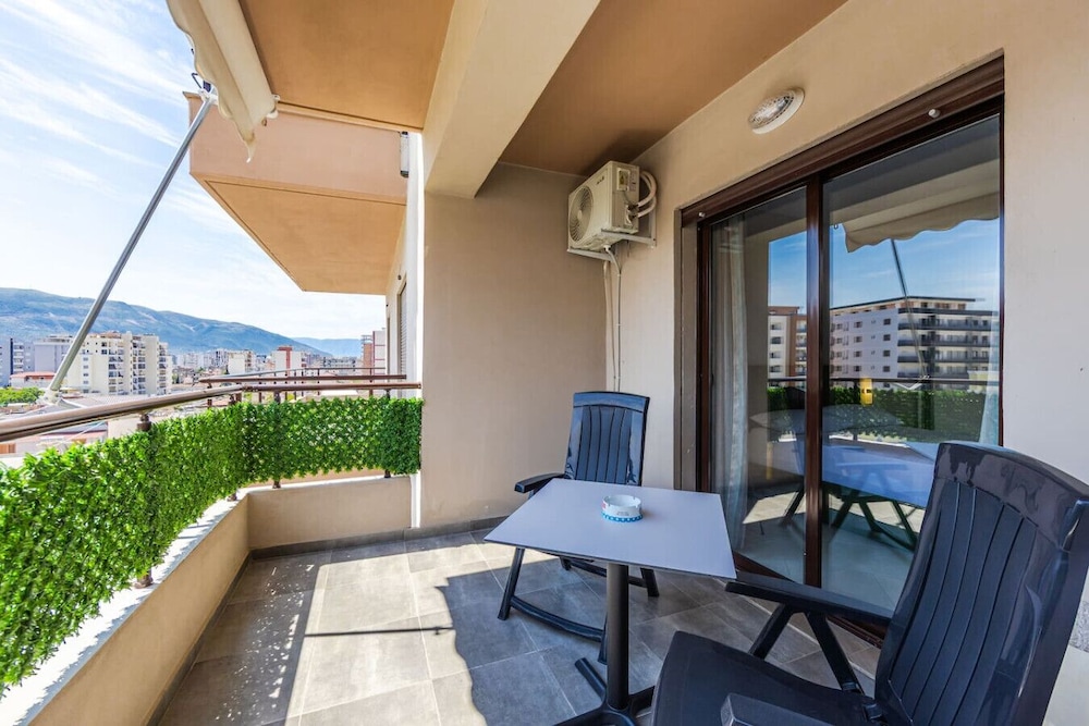 Elegant Stay in the City Center