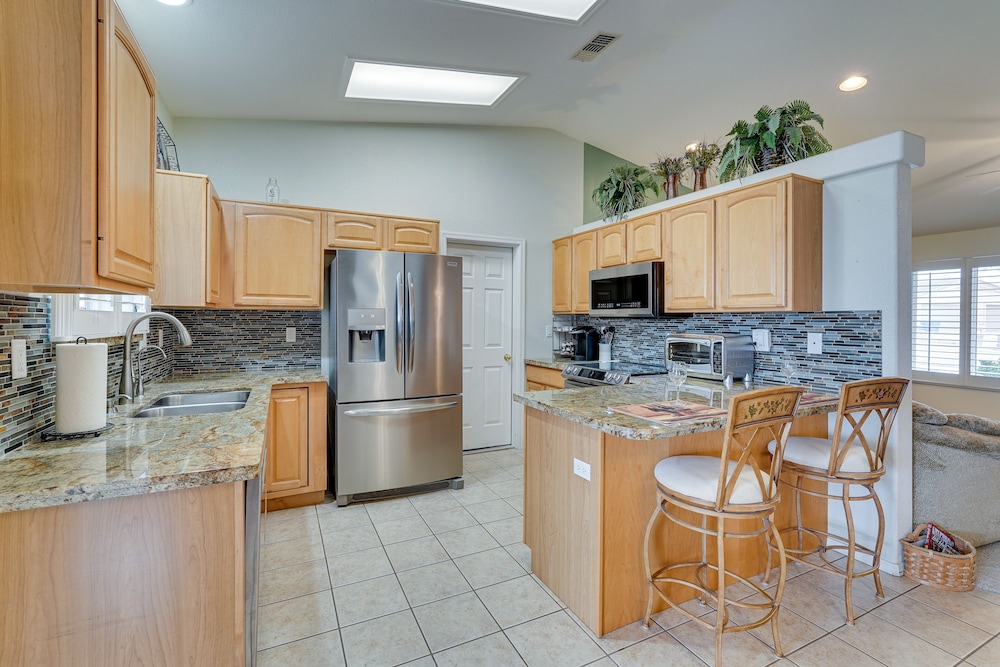 Lake Havasu City Home w/ Private Pool & Fire Pit! view 2