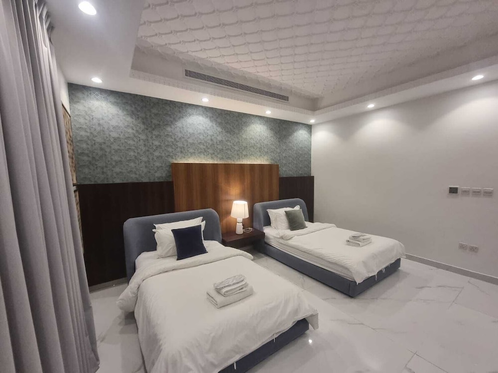 Hometel Khozama Jed