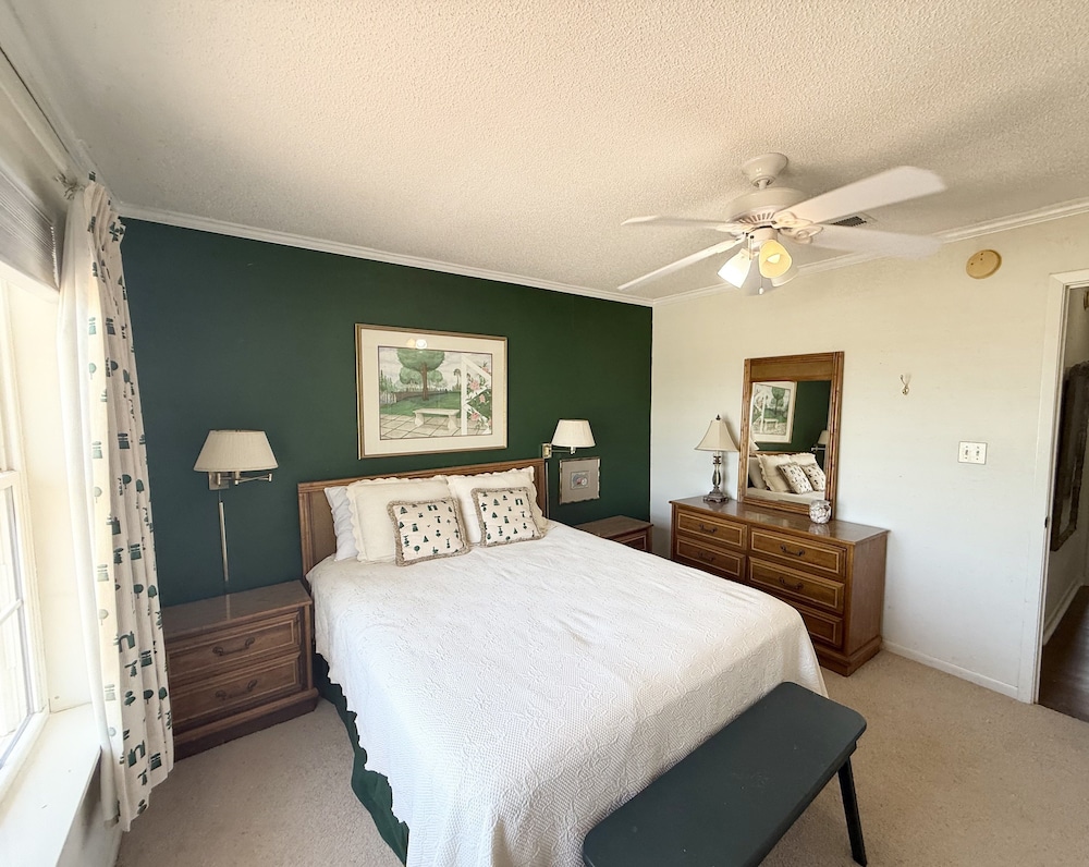 Windsail 6 Bedroom Home