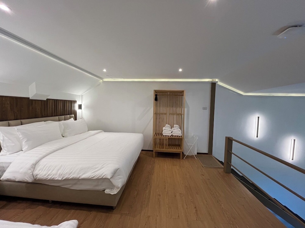 Khao Lak - Loft Suite