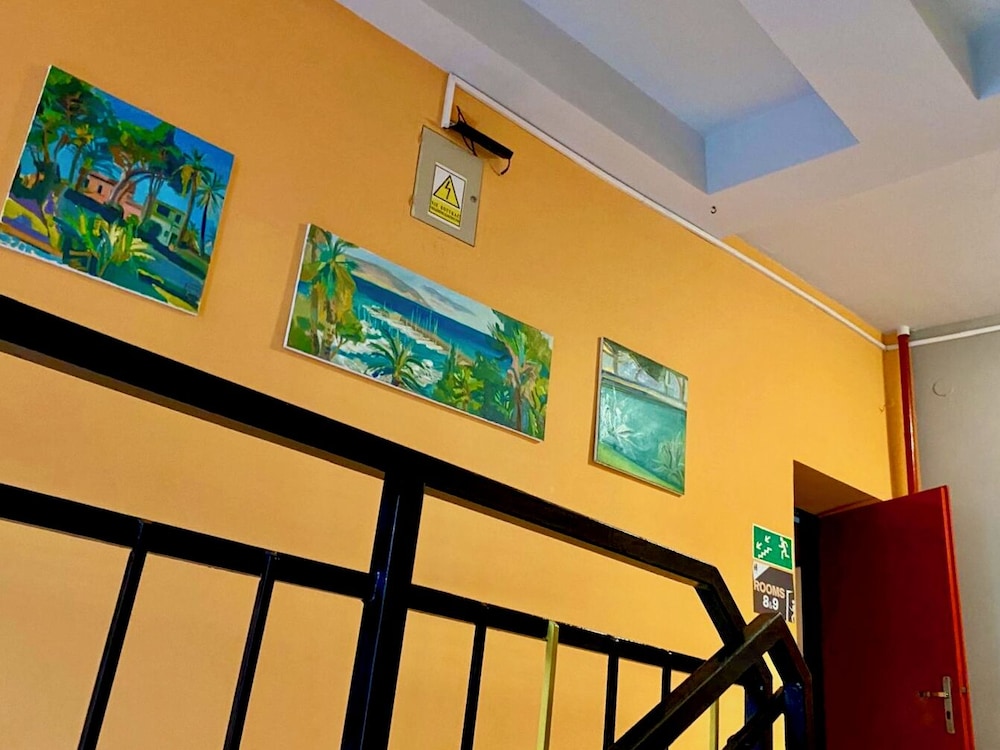 Art Inn Space