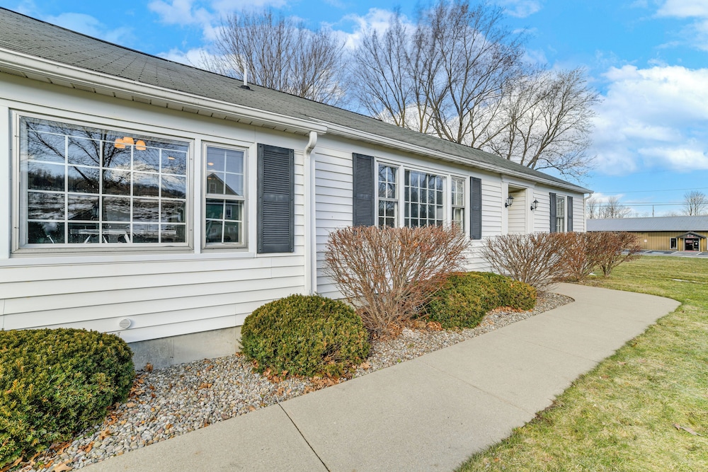 2 Mi to Suny Cortland: Home Near Hiking & Golf!