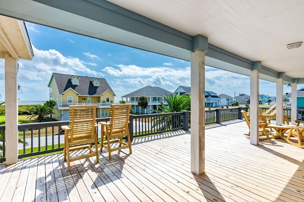 Happy Hours 4 Bedroom Home