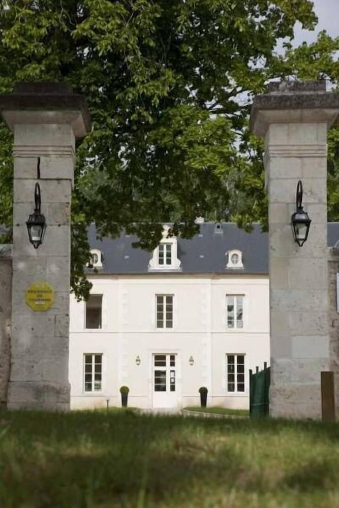 Bourges Vacations - Chateau de Lazenay - Property Image 11