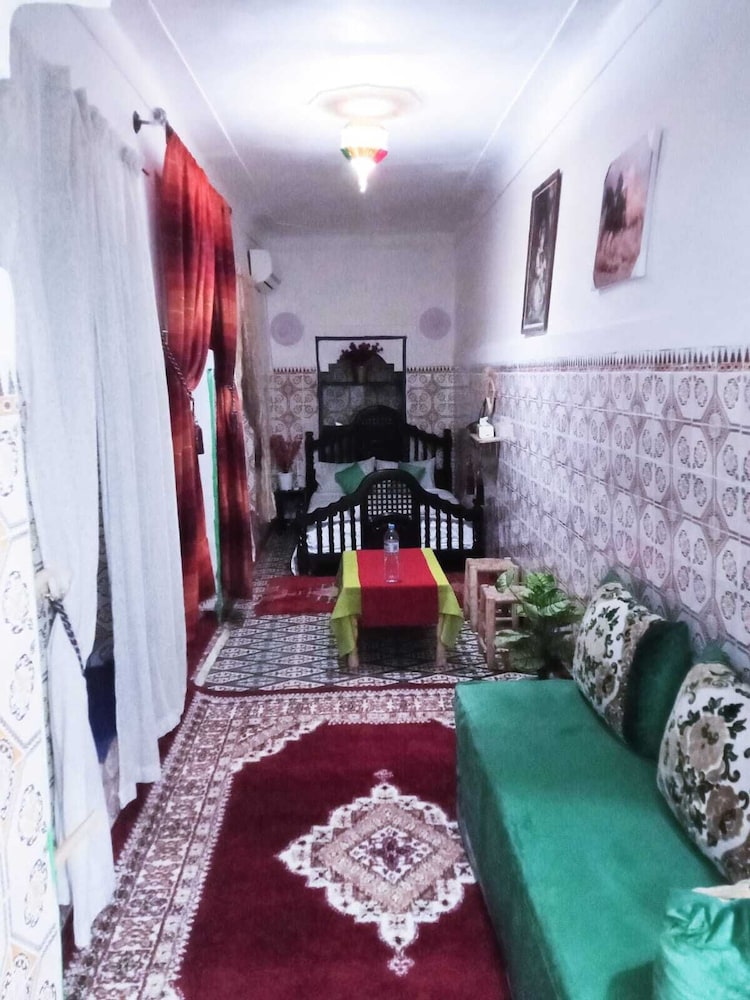 Riad dar Medina Land