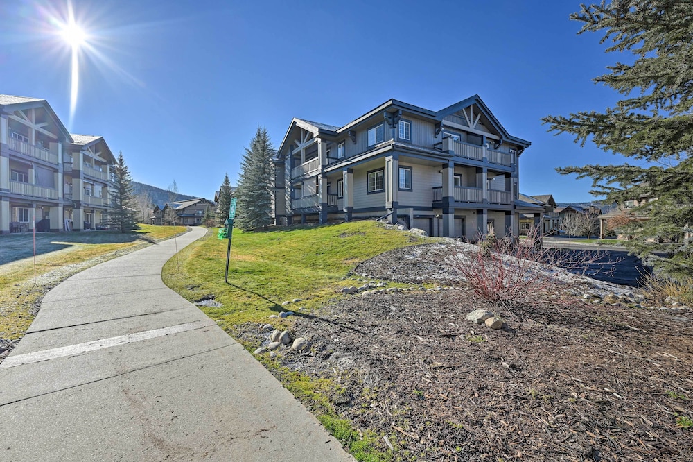 Steamboat Home w/ Garage, 1 Mi to Ski Resort view 4