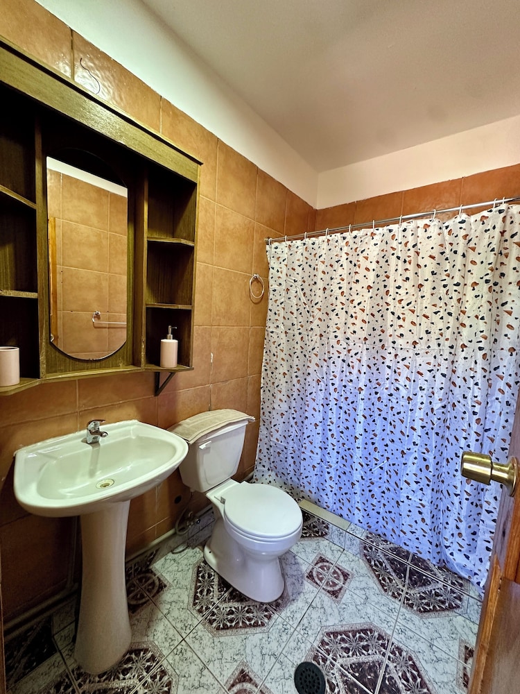 hostal qachisolcor