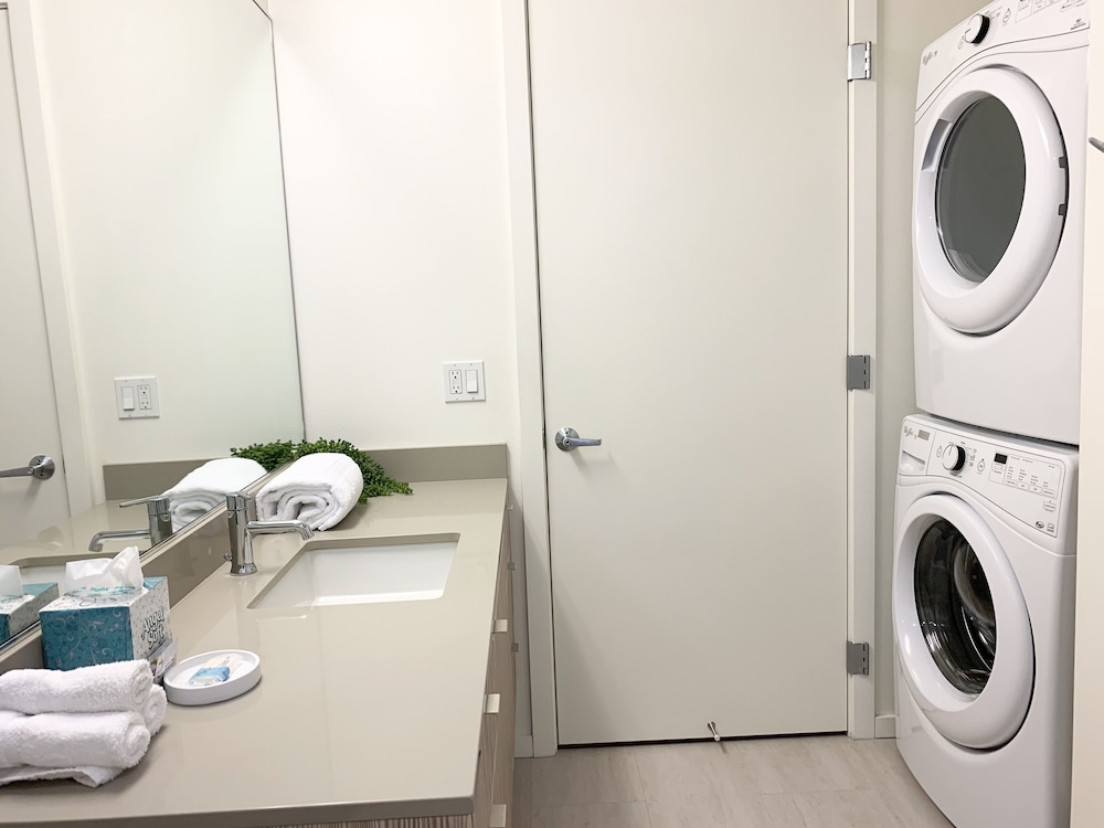 Domicile Suites at Venn on Main - Property Image 2