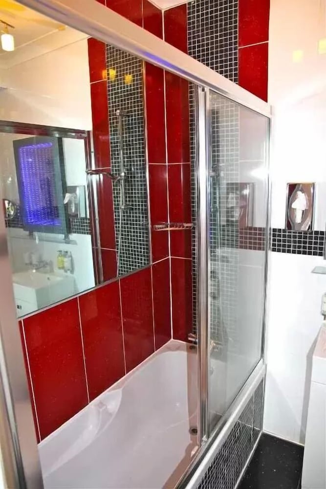 Crompton Guest House, photo 36