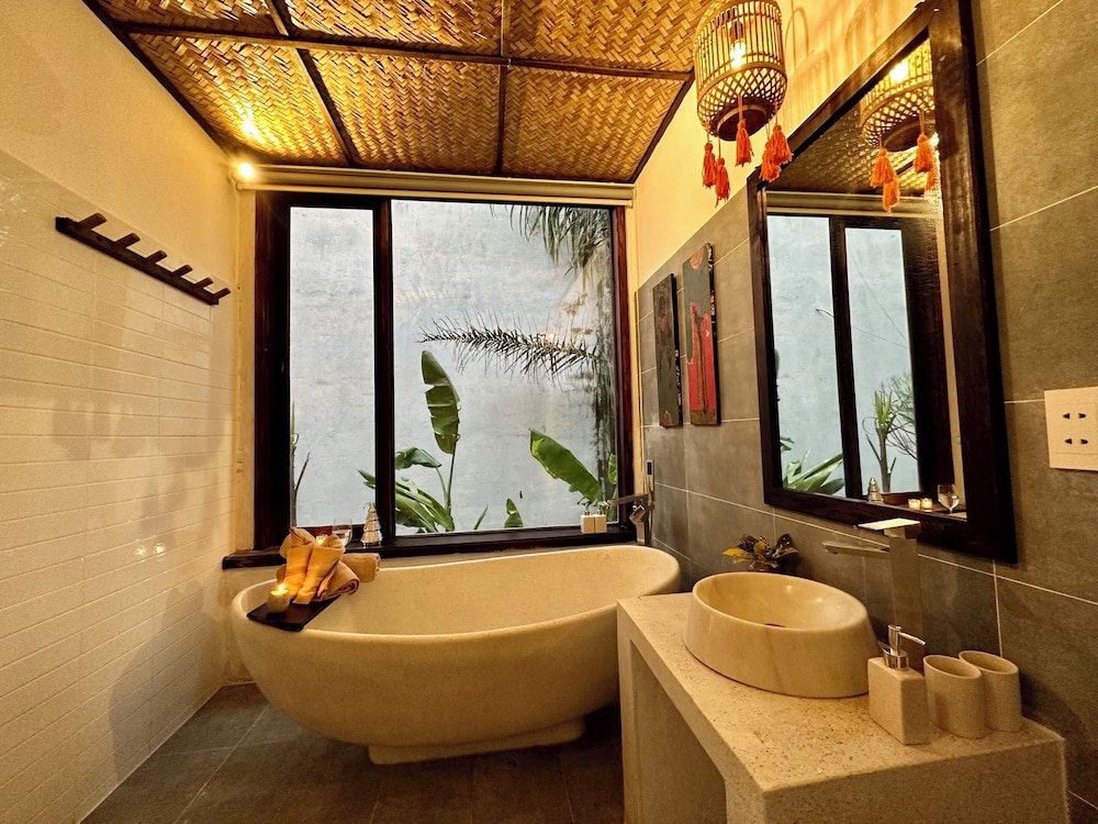 An Bang Beachside Boutique Homes & Villas