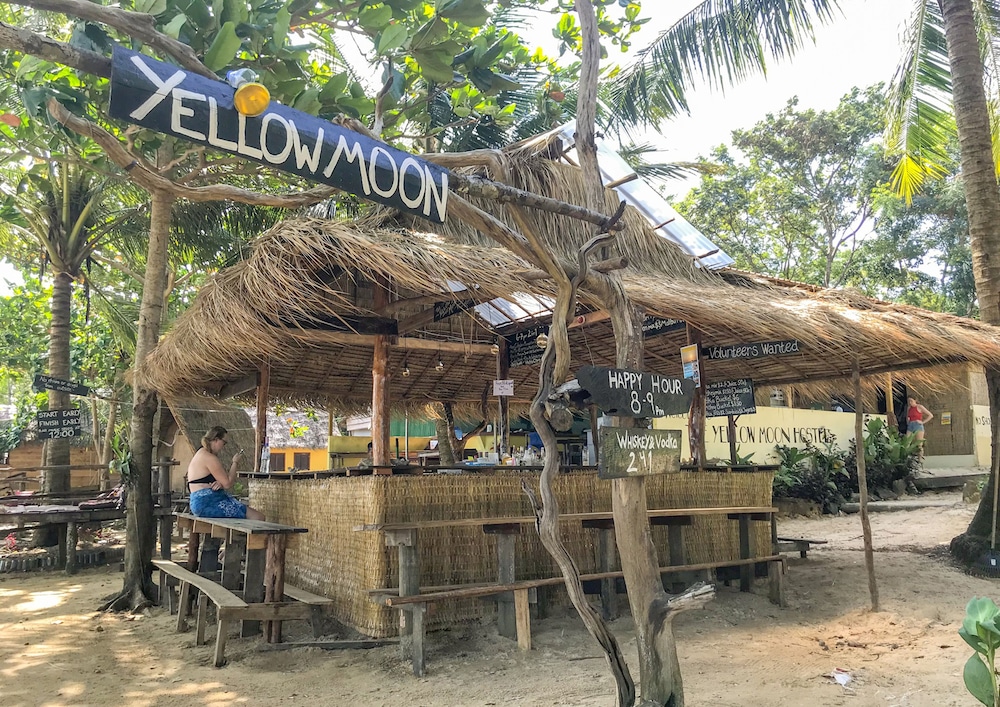 Yellow Moon M23 Hostel view 3