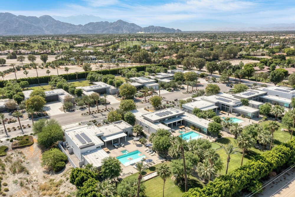 2 Villas Pool+spa, Putting Green, Bocce Polo Villas Solstice by Avantstay
