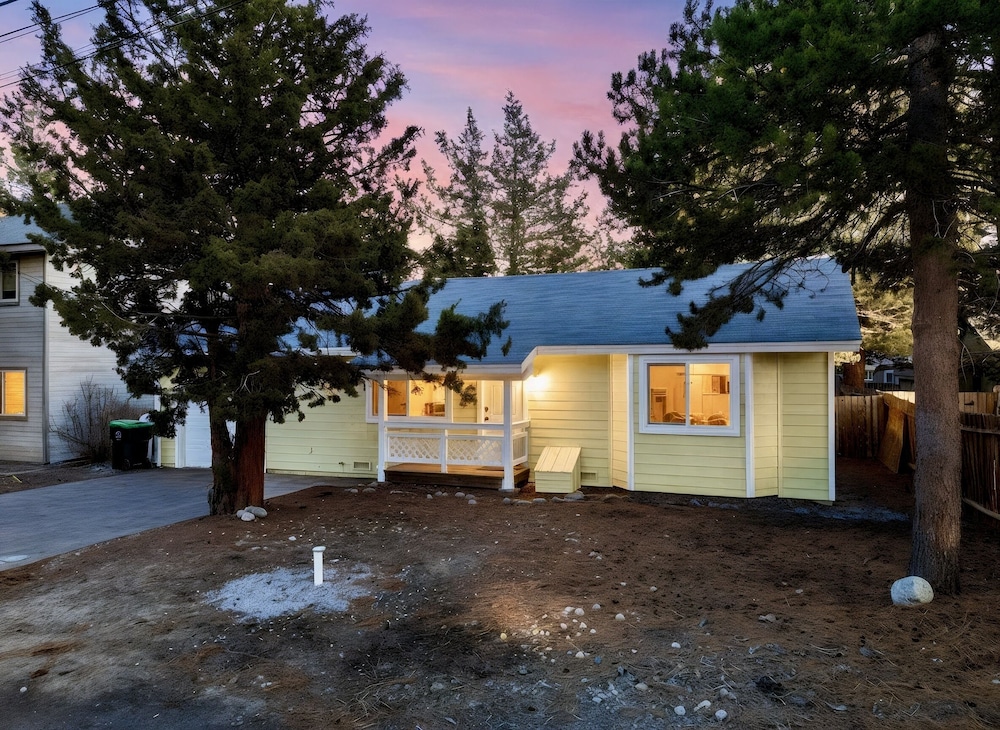 1821 Arrowhead 2 Bedroom Home