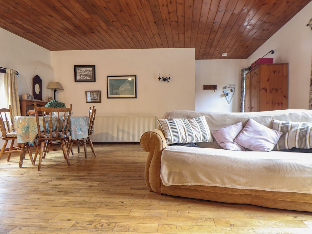 Court Cottage