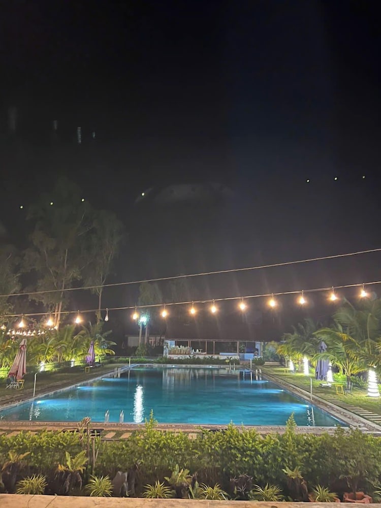 Hizo Garden Resort