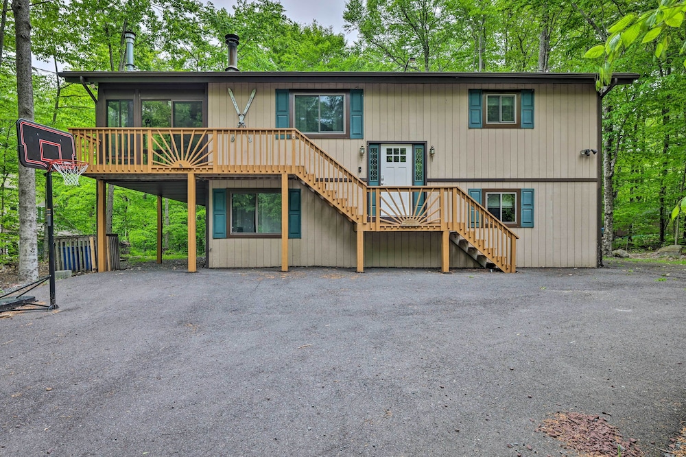 Pocono Lake Chalet w/ Deck, Fire Pit & Sunroom! view 5