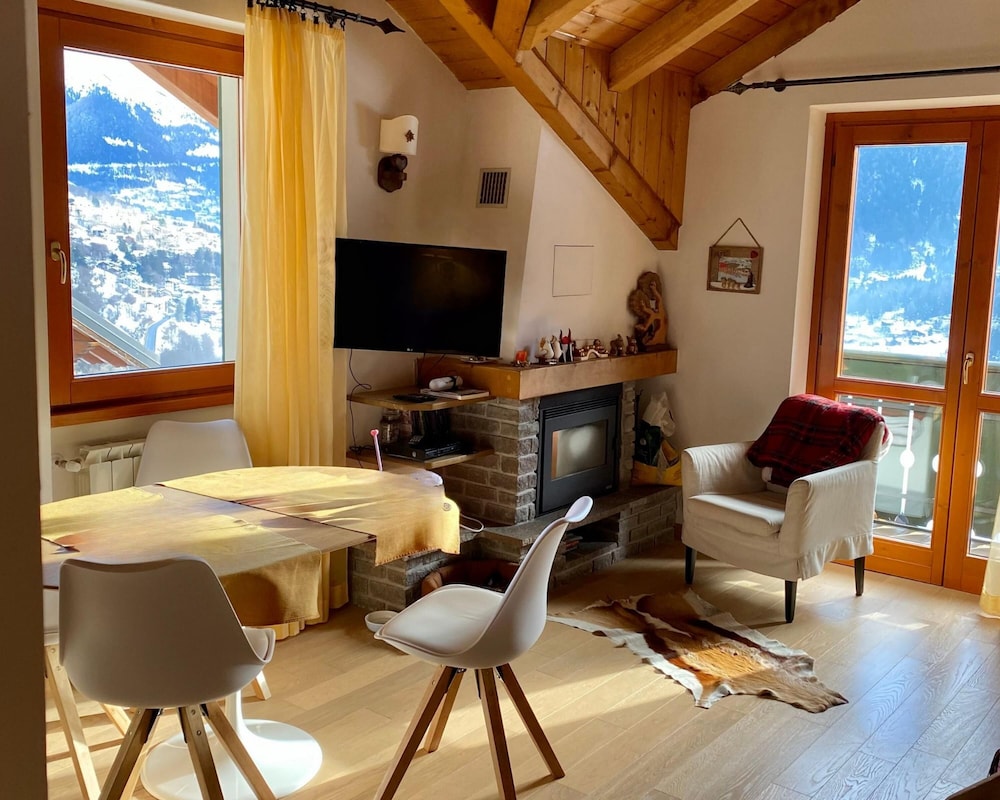 Sunshine in Vione With 2 Bedrooms and 1 Bathrooms view 4
