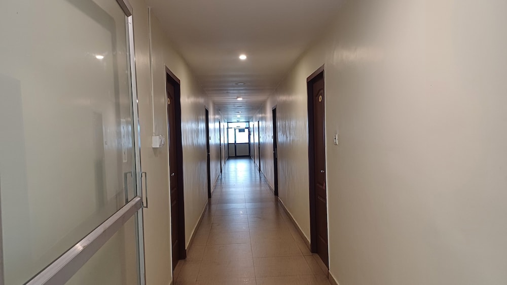 Sign Inn Apart Hotel Sriperumbudur
