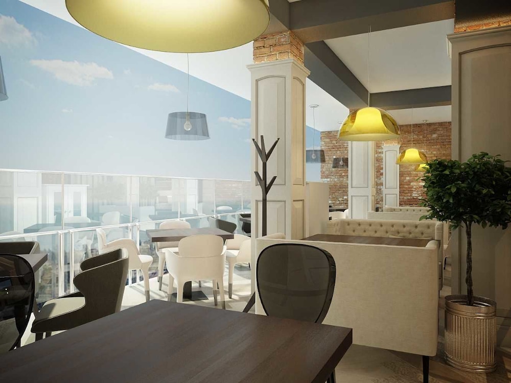 Bristol Apart Hotel