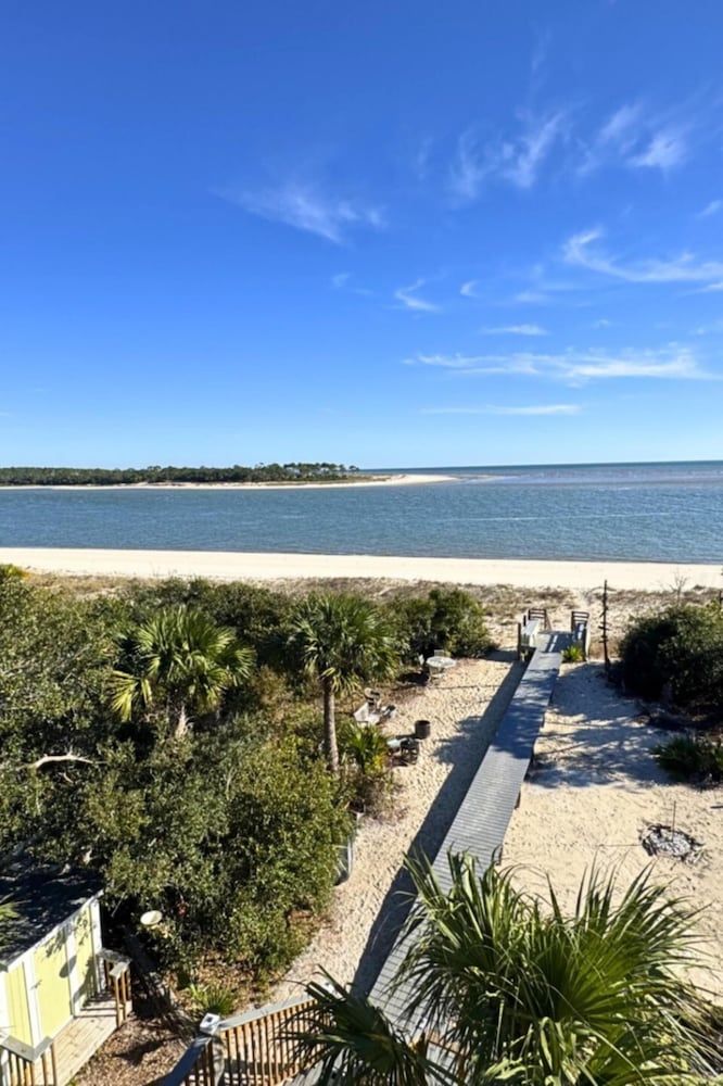 Pet Friendly House - Seacret Shores