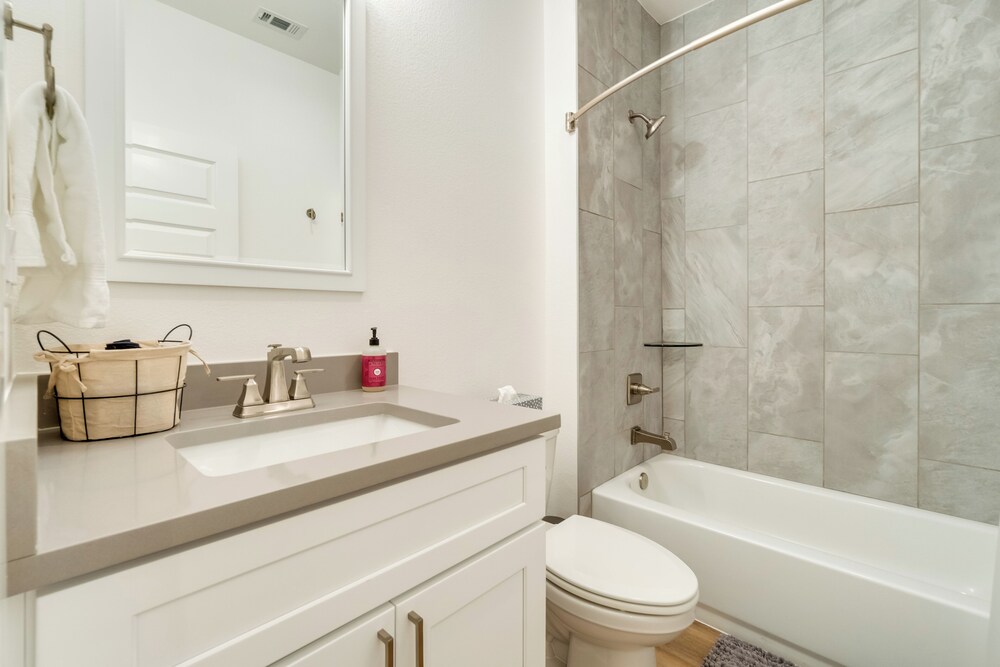 Lago Vista Home w/ Game Room Outdoor Tub! - Property Image 76
