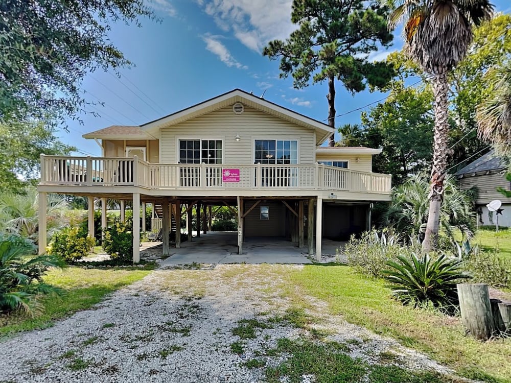 Lillypad by Tybee Vacation Rentals