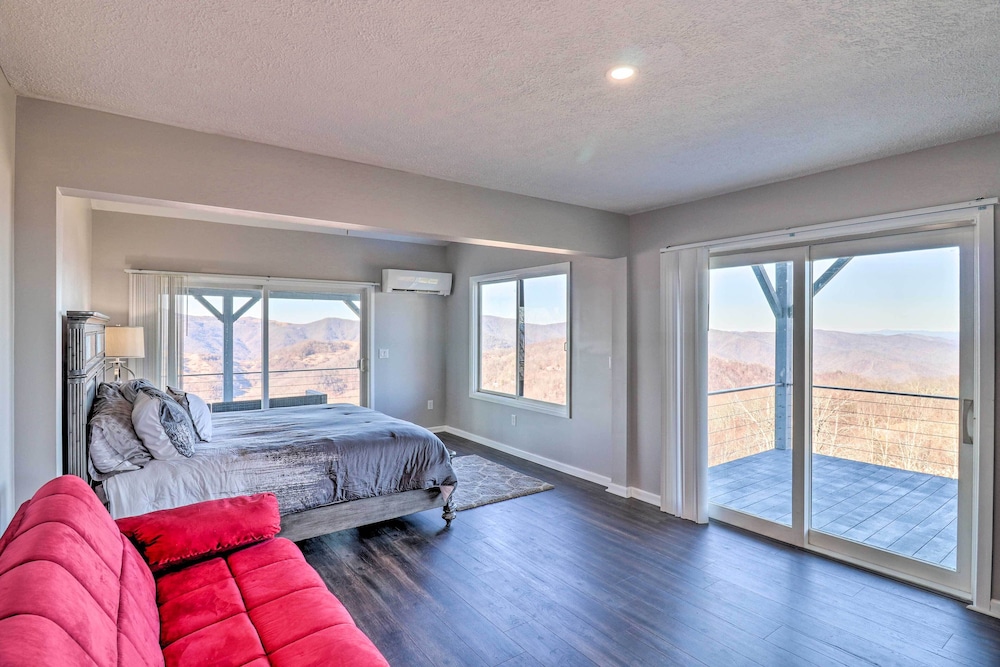 North Carolina Vacation Rental w/ Fire Pit & Grill view 2