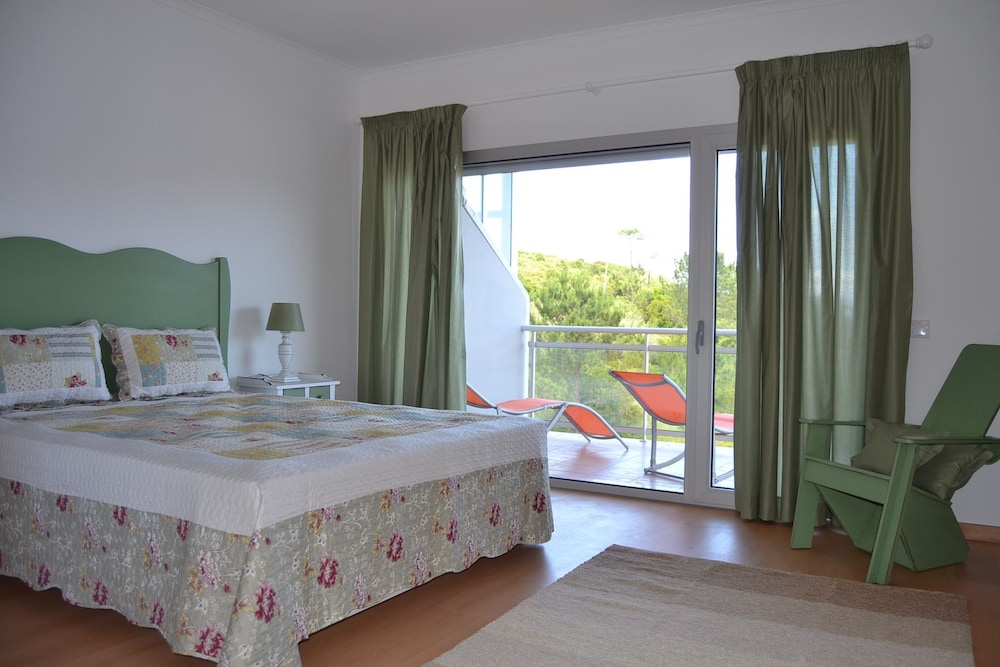 Vision - Ocean View in Nazar