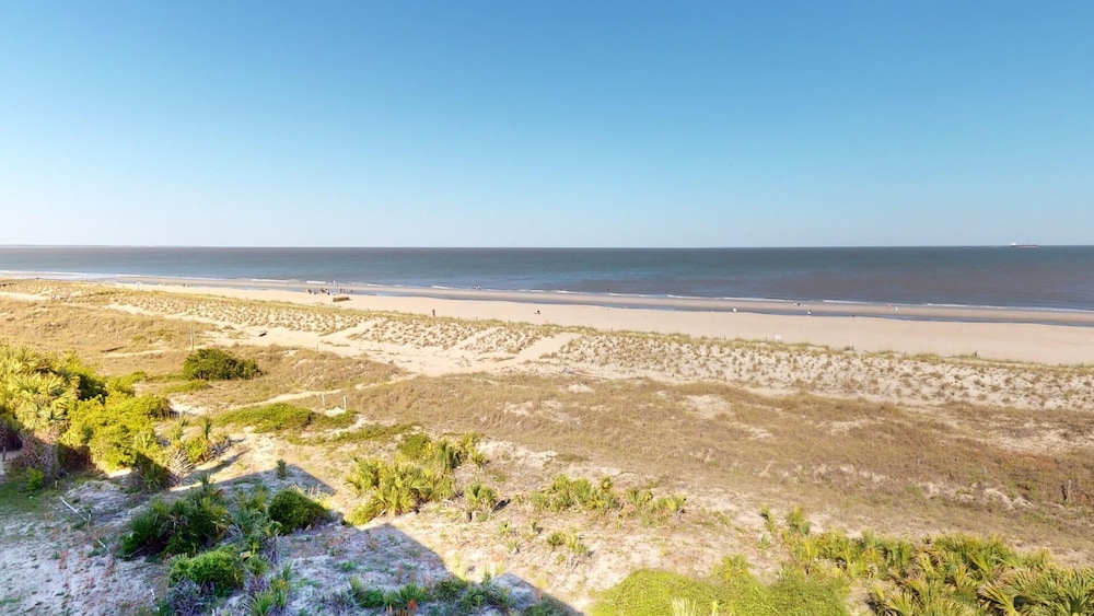 Beach House 2 by Tybee Vacation Rentals