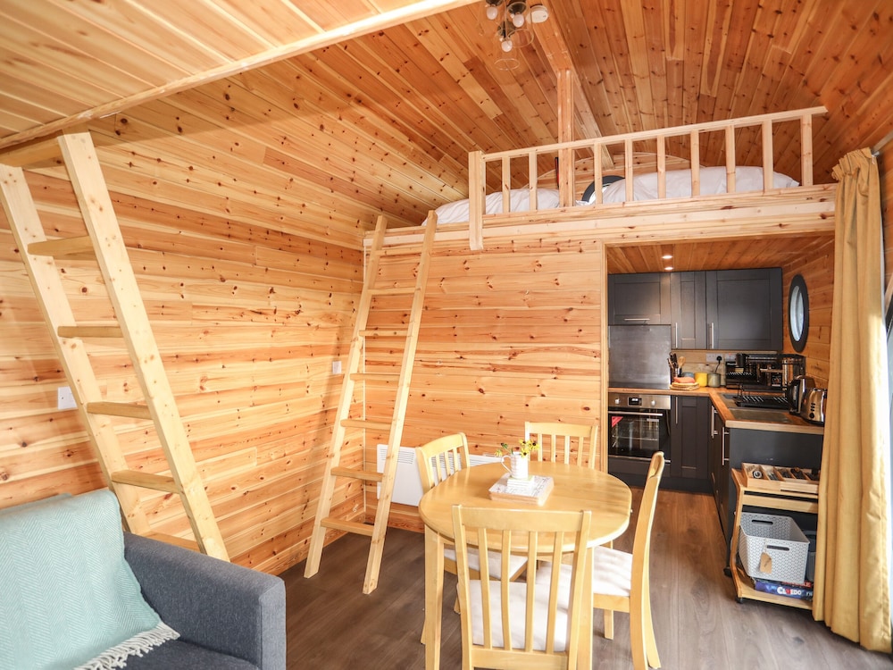 The Hideaway Pod