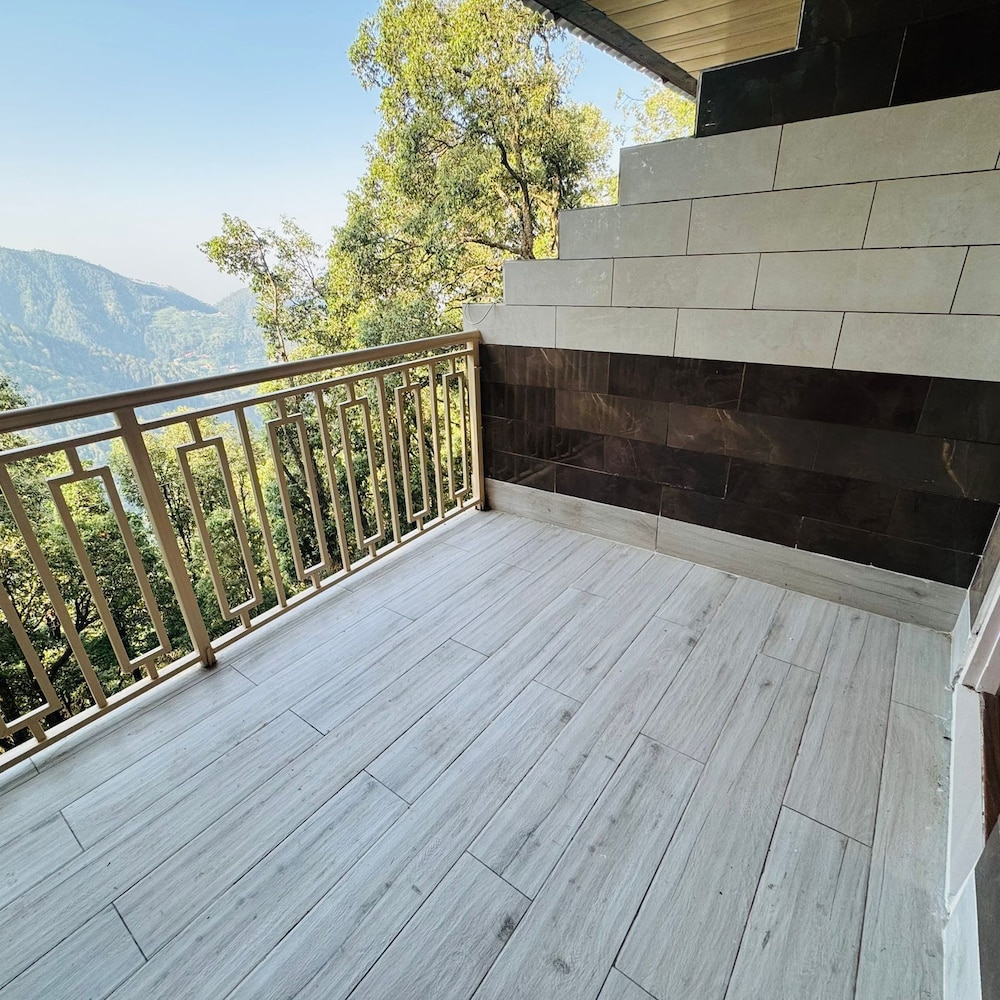 Jasmine Hotel Mall Road Dalhousie