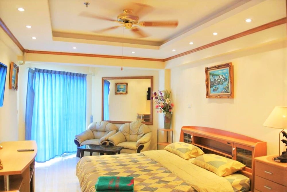 Sea View, Floor 13, Jomtien view 4