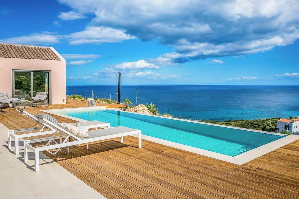 Villa Iliotropos