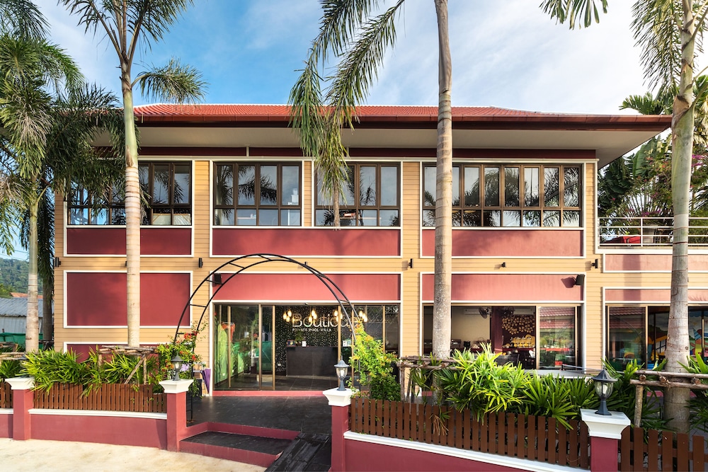 Hotel Boutique Resort Private Pool Villa - Image 1