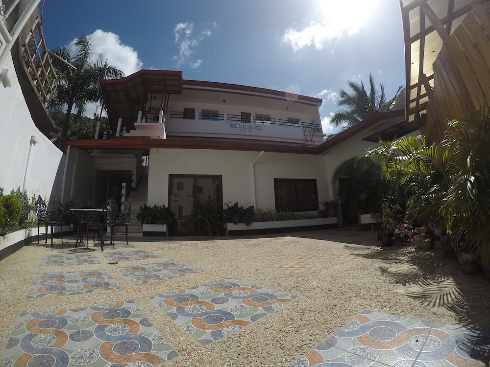Rodriguez Lodge view 5