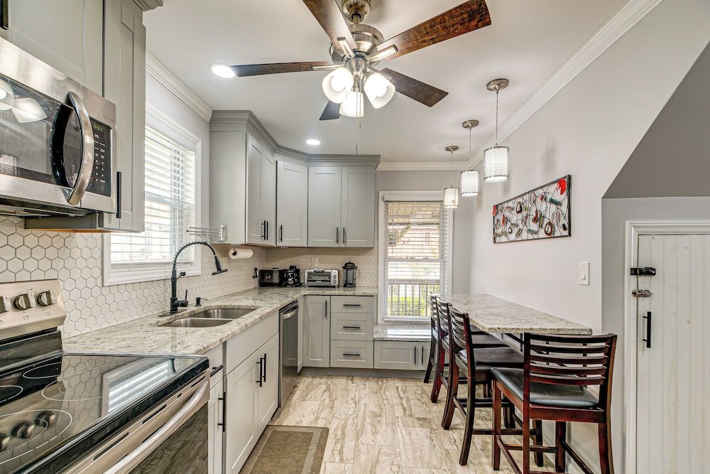 Walk to Historic Dtwn Burlington: Home w/ Yard