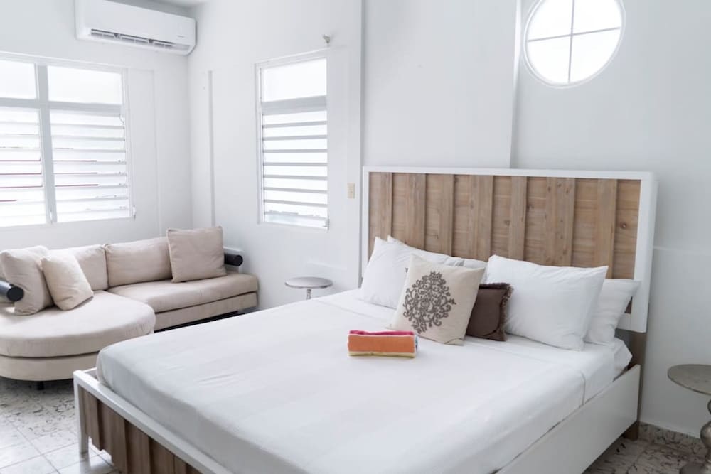 8 Atlantic Place by Stay with Bear
