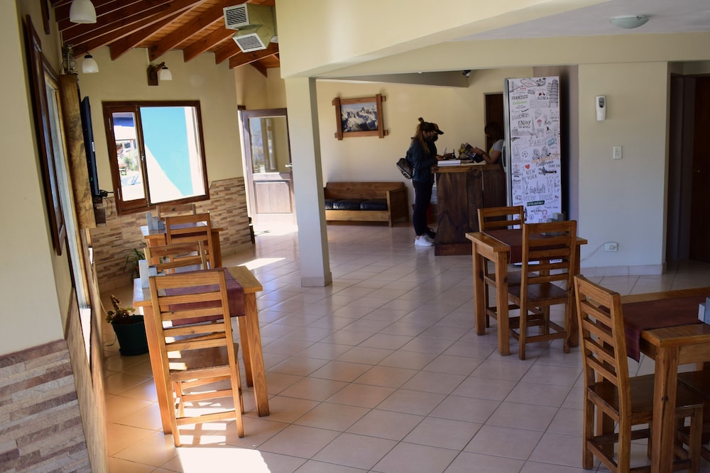 Hosteria El Alamo