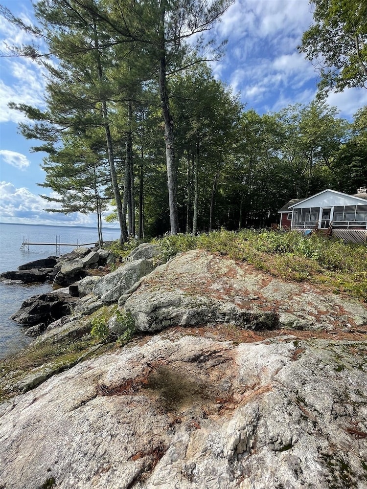 Placyd Pines Limit 8 4 Bedroom Cottage by RedAwning view 3