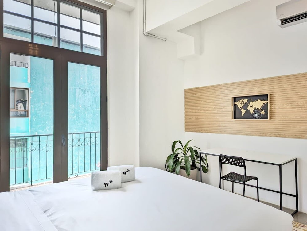 Lush 2BR in Casco Viejo