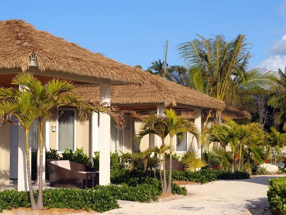 Sky Beach Club Bungalow 1 Bedroom Cabin - Property Image 7